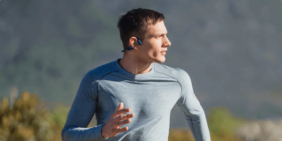 Recensione Shokz OpenRun: la sicurezza vince sul suono